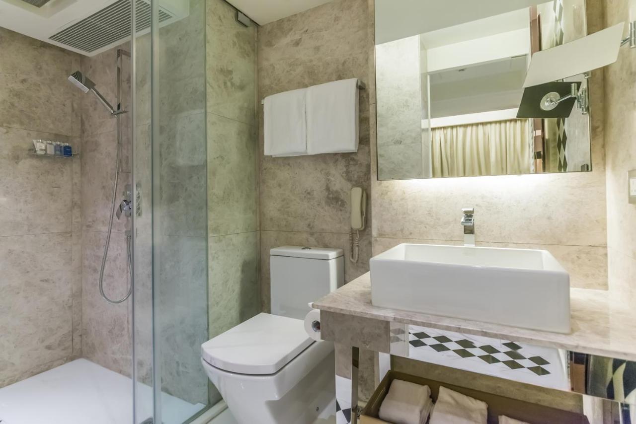 Hotel Pravo Гонконг Экстерьер фото