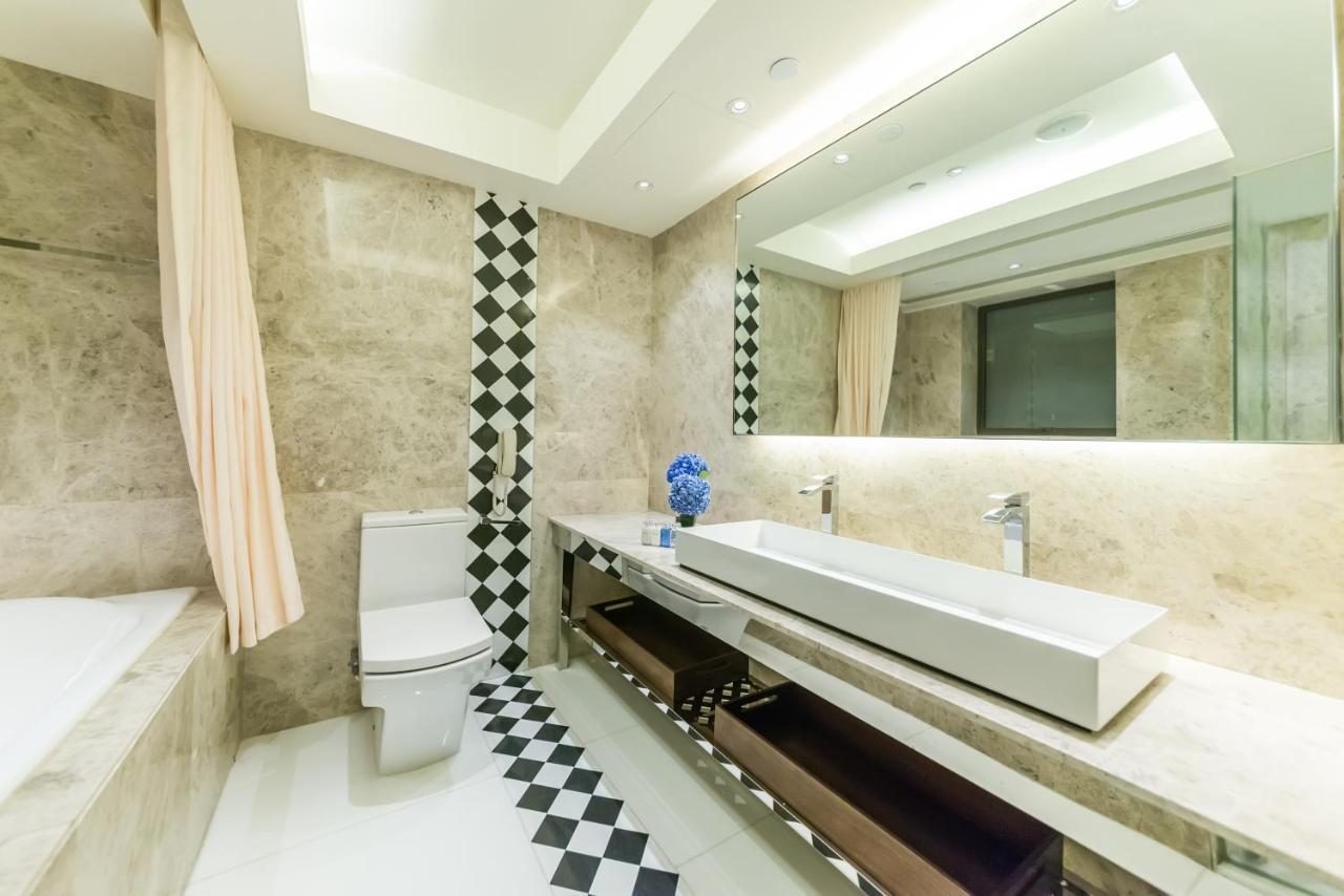 Hotel Pravo Гонконг Экстерьер фото